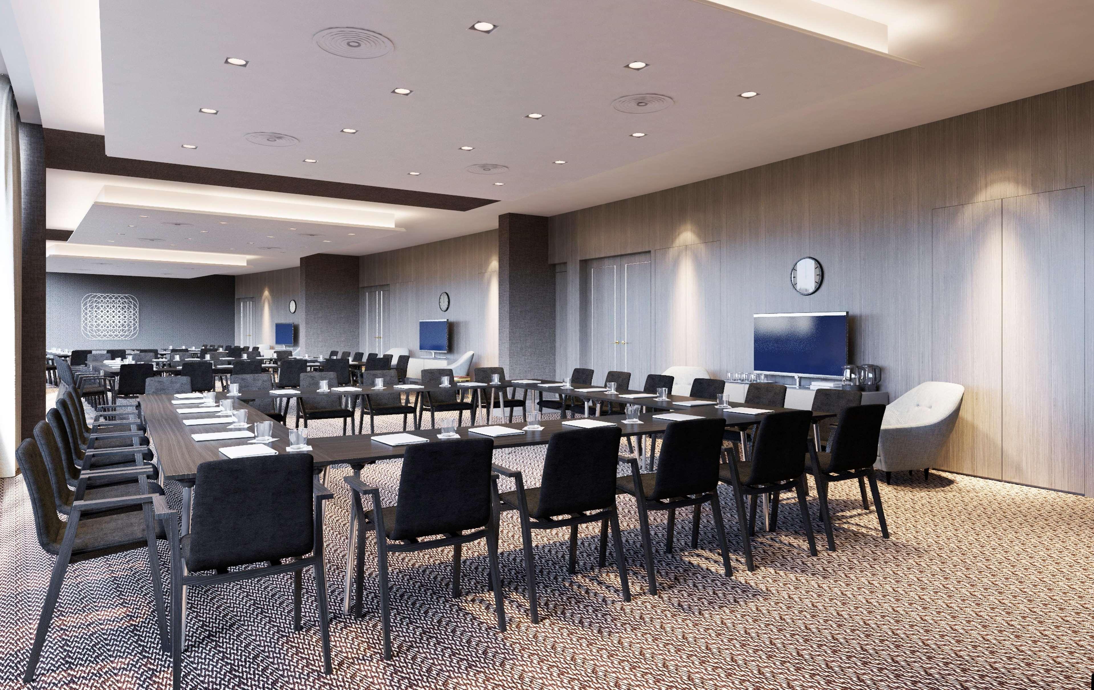 Hilton Tanger City Center Exteriér fotografie The Club at Haneda Airport