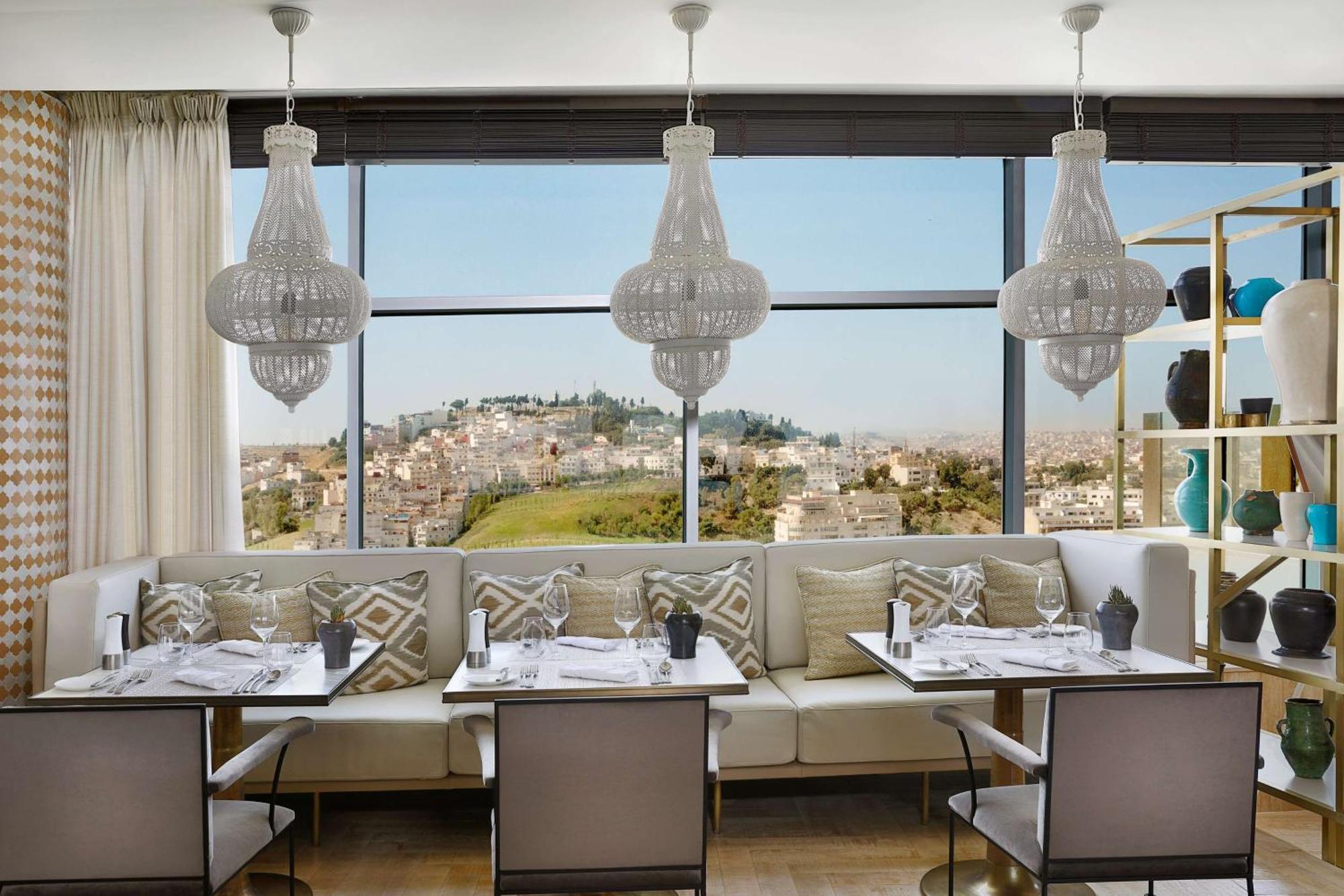 Hilton Tanger City Center Exteriér fotografie The restaurant
