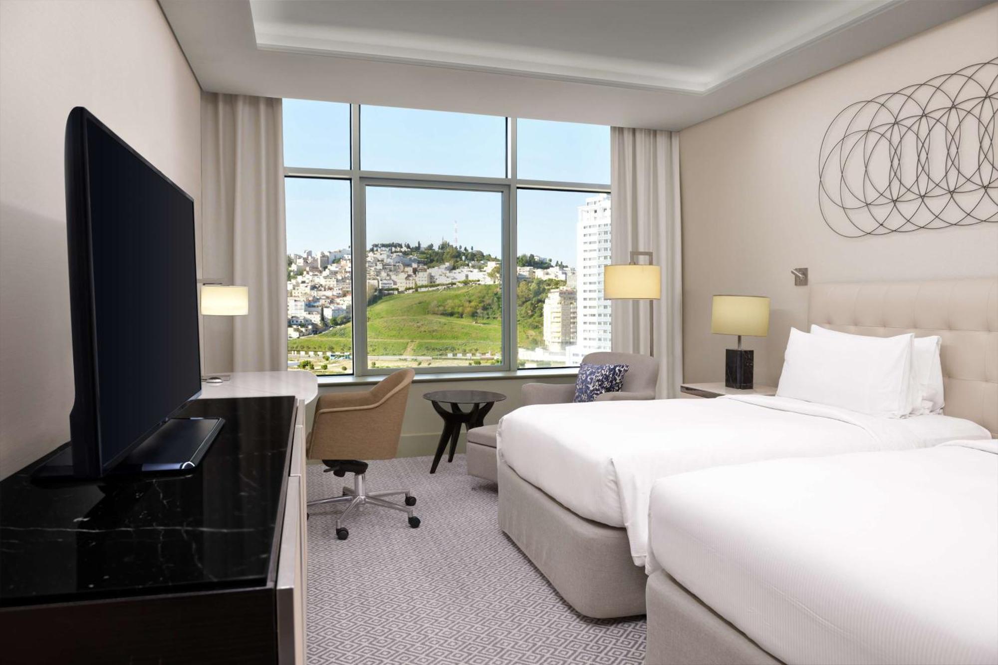 Hilton Tanger City Center Exteriér fotografie A guest room at the hotel